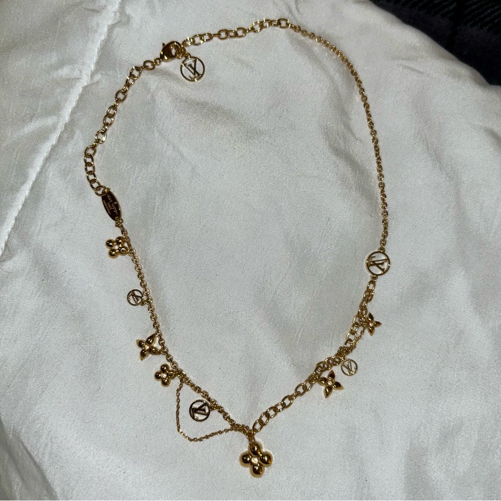 Louis Vuitton Gold Necklace